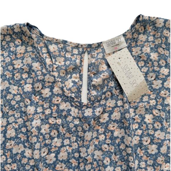 Sienna Sky Top Blouse Short Sleeve Elastic Waist Blue White Floral Top Size XS - Picture 9 of 12